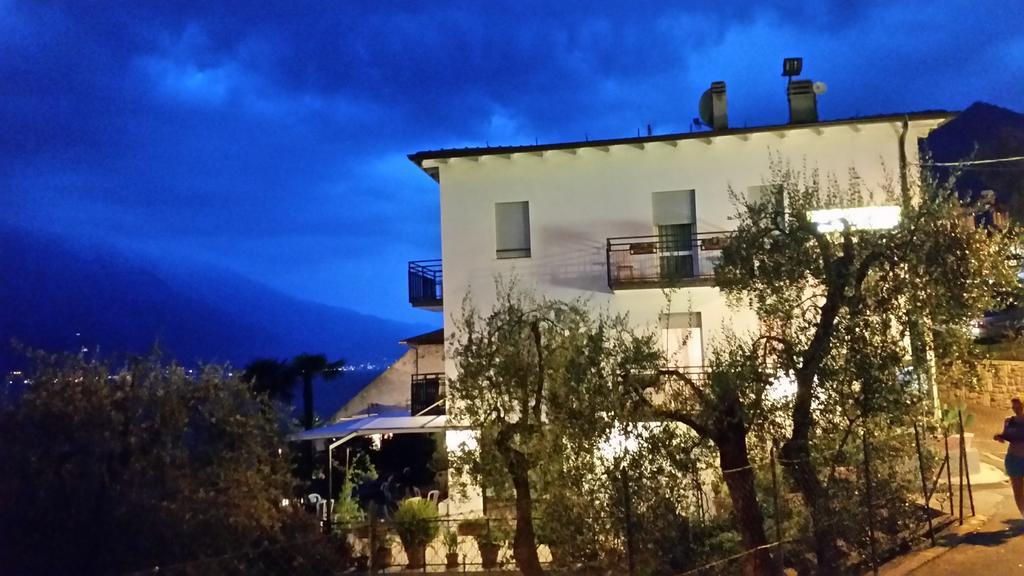 Hotel Augusta Garni Limone sul Garda Dış mekan fotoğraf