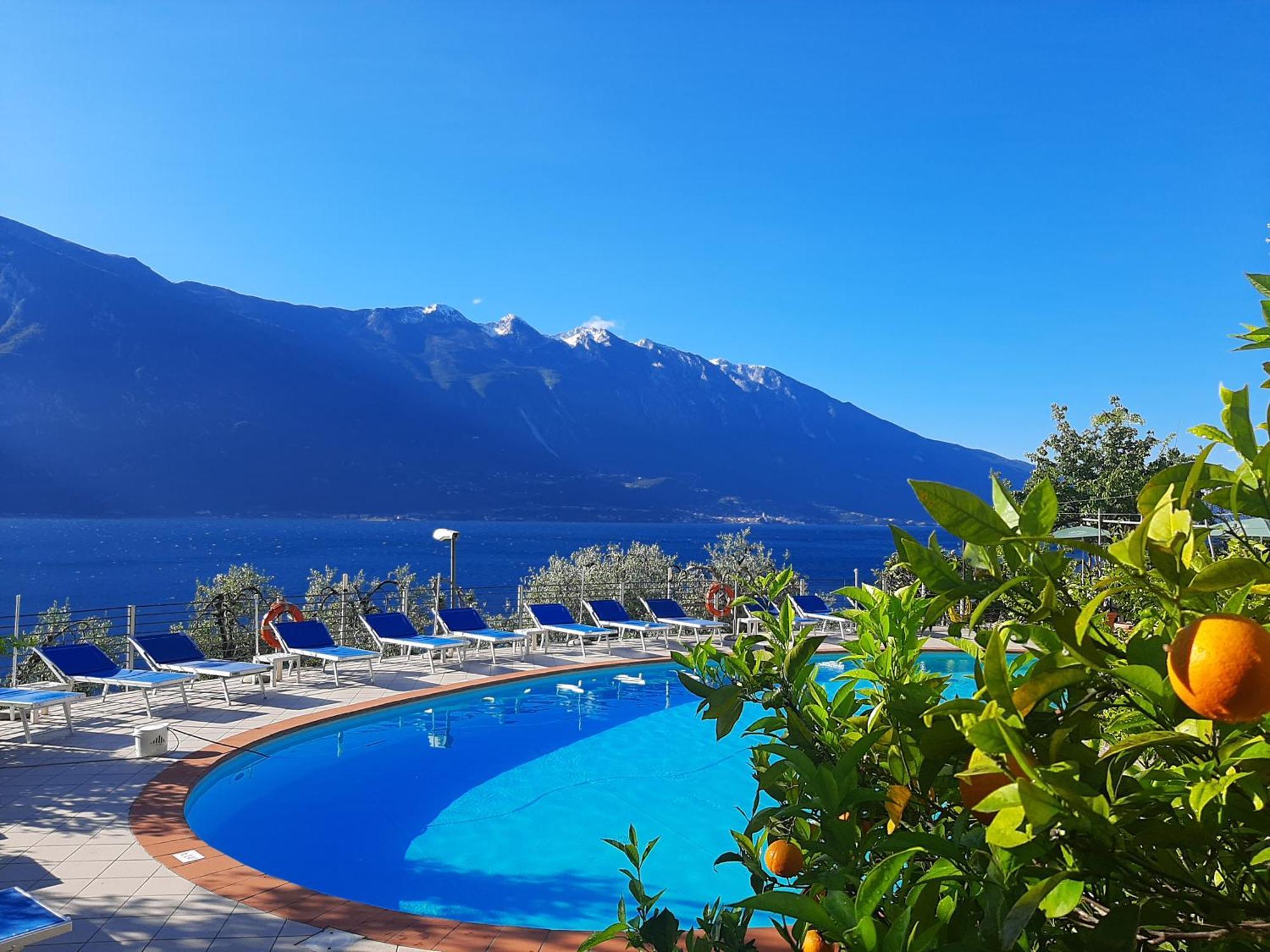 Hotel Augusta Garni Limone sul Garda Dış mekan fotoğraf
