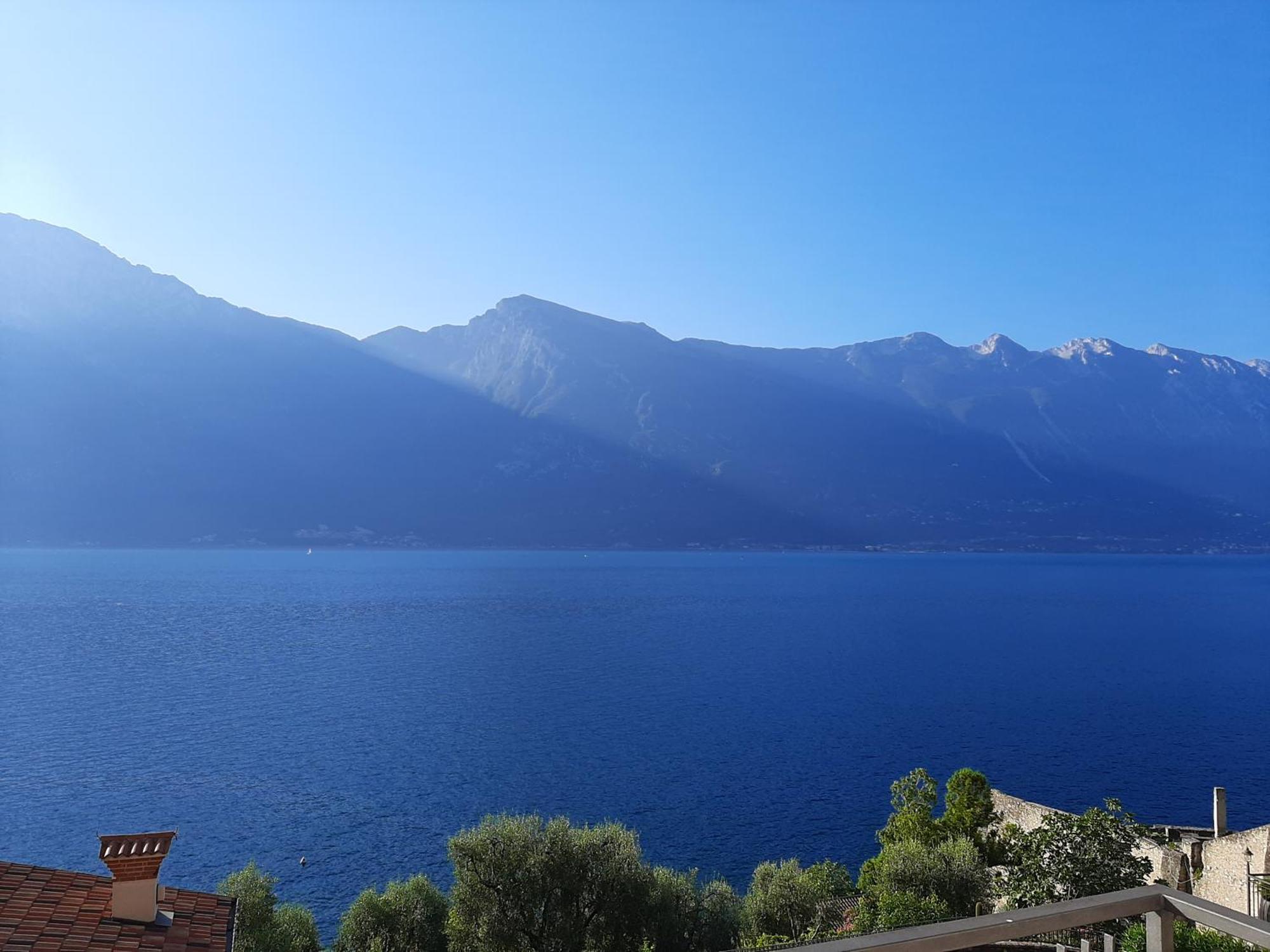 Hotel Augusta Garni Limone sul Garda Dış mekan fotoğraf