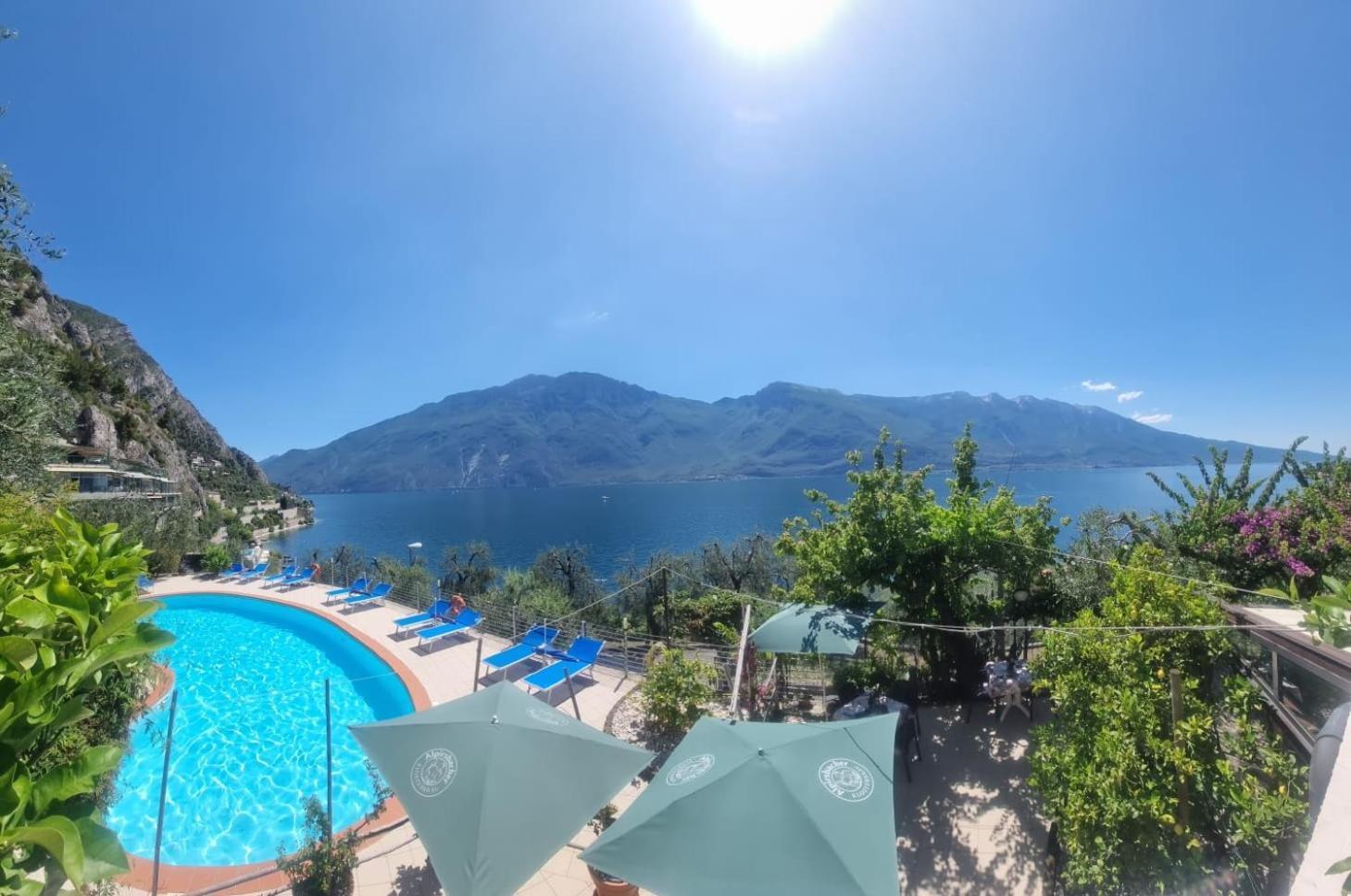 Hotel Augusta Garni Limone sul Garda Dış mekan fotoğraf