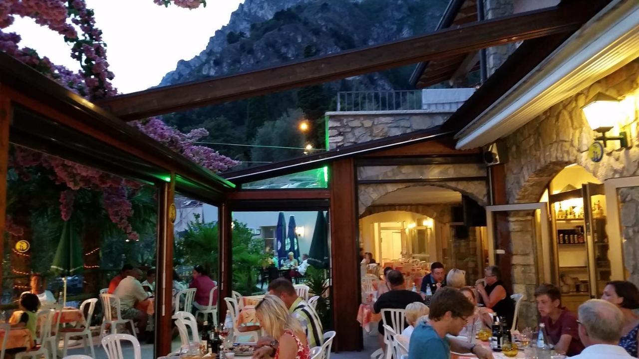 Hotel Augusta Garni Limone sul Garda Dış mekan fotoğraf